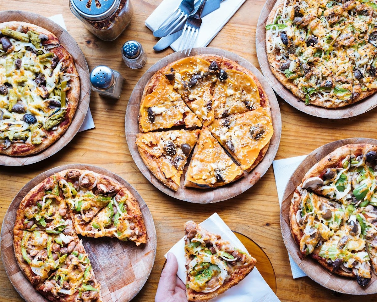 Nostralis Wholemeal Vegetarian & Vegan Pızza Photos 2